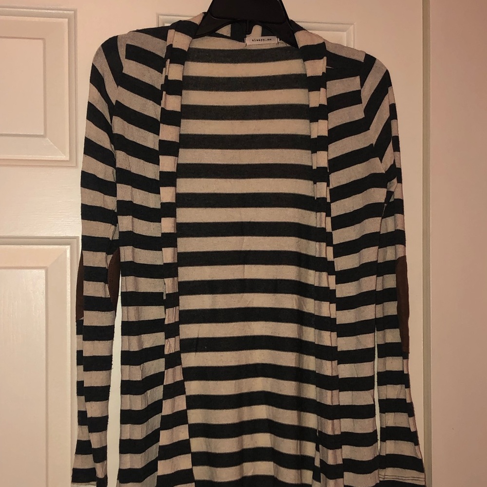 Long sleeve cardigan